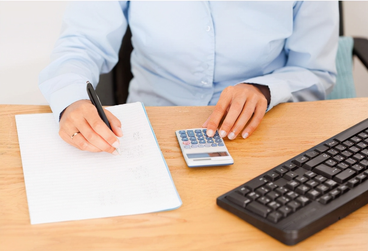 招聘|又一“铁饭碗”公开招聘，年薪15万起步，专科生也可以报名