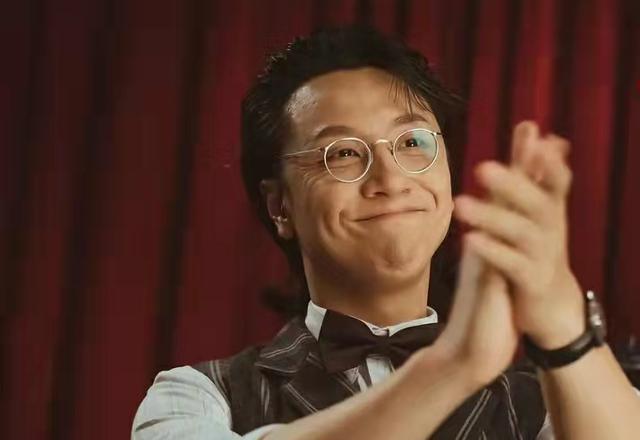 魏翔|"魏翔男主角"冲上热搜第一,看完评论,差点错过一部黑马大片