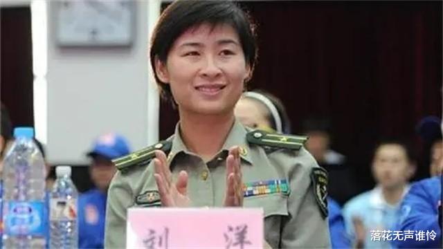 中国首位女宇航员返回地面后，为何销声匿迹了？如今她的生活怎样