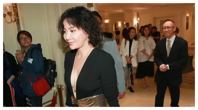 刘嘉玲|圈内人物之刘嘉玲：成名不听话被绑3小时，熬光港星成为大姐大