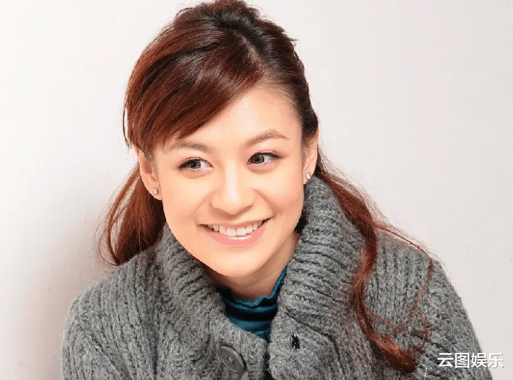 江若琳|曹云金前女友晒泳衣照庆生!35岁身材曼妙,与富豪老公出国很惬意