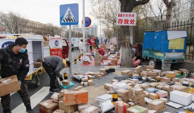 多点|取件不收费的“菜鸟驿站”，靠什么赚钱？一家店能赚多少钱？