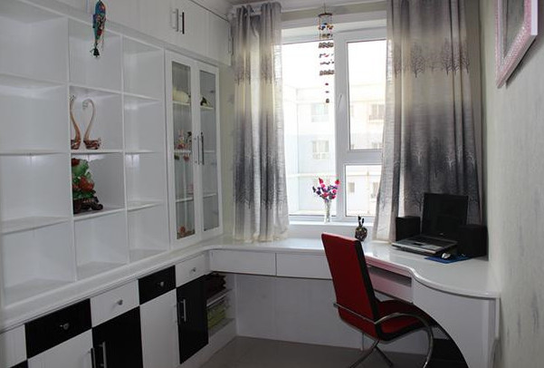 晒晒老公15万装修的婚房,哪里都好,就是冰箱位置太尴尬!