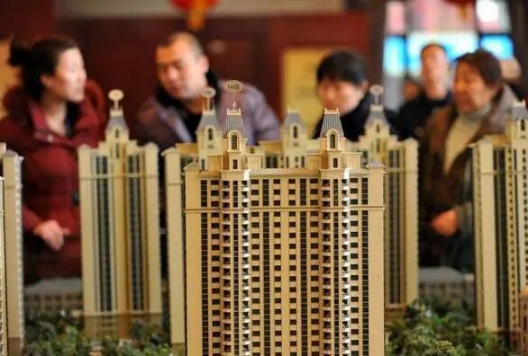|为什么新楼盘，开发商总留一两套房子不卖？听业内人说完才明白！