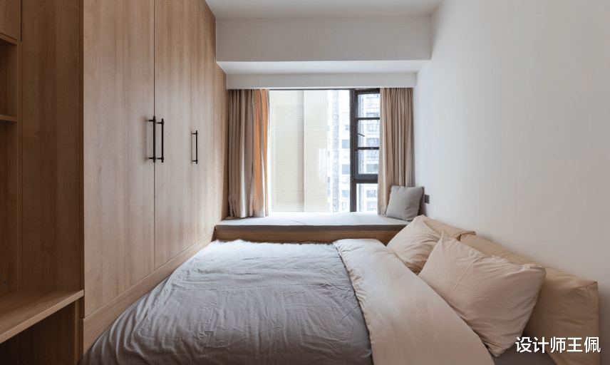 人均20平方米的空间 ，既能塞下三代人的生活，又不失精致美