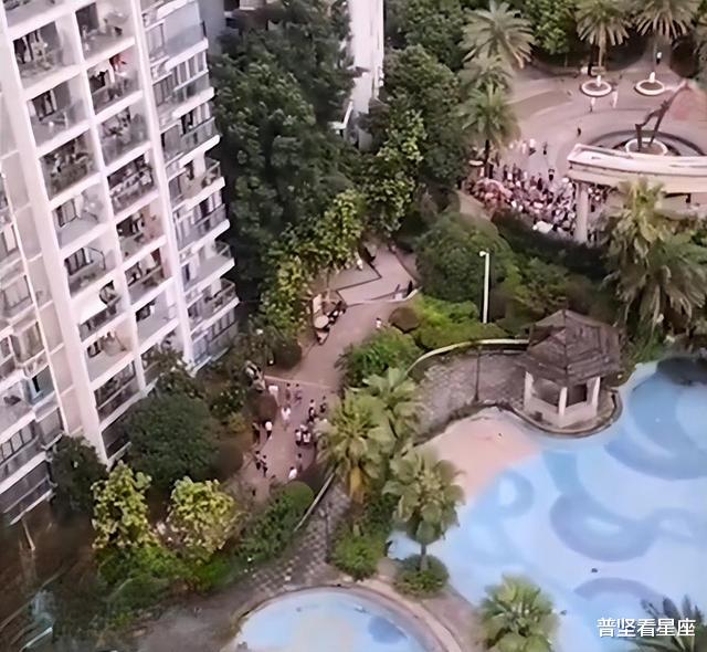 重庆母女从30楼坠亡,母亲30岁,孩子仅9岁,知情者披露可怕原因