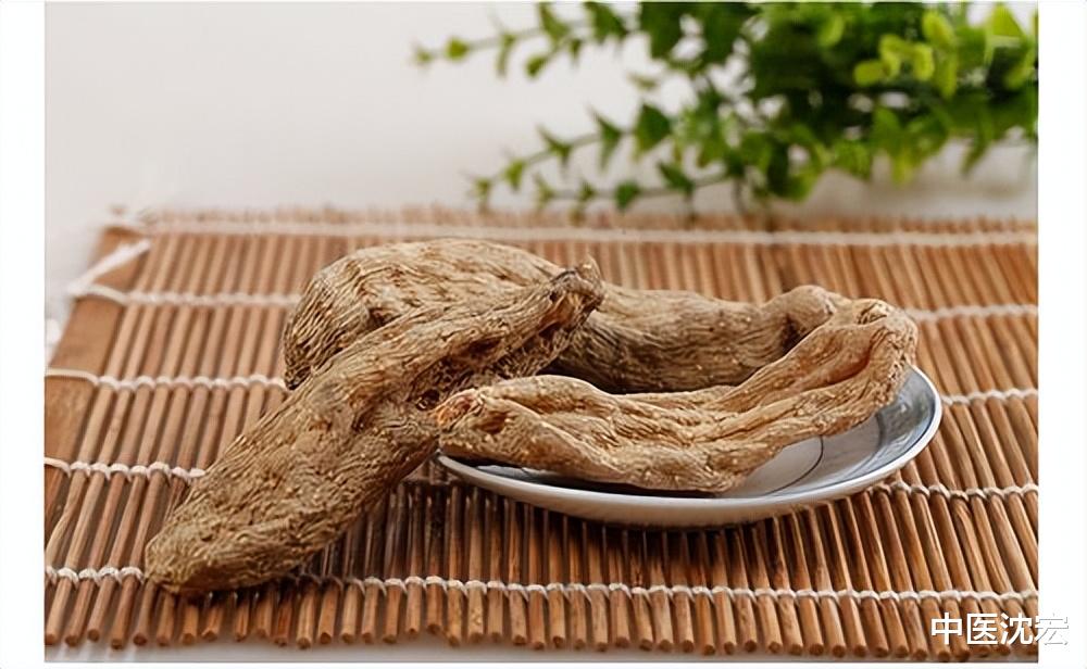 经络|手脚麻木?原来是这里出了问题,教你一个中成药,养经络,补肝肾