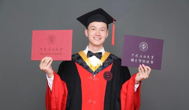 硕士研究生|小县城的人才引进名单火了，看了年薪才明白，为何有这么多博士生