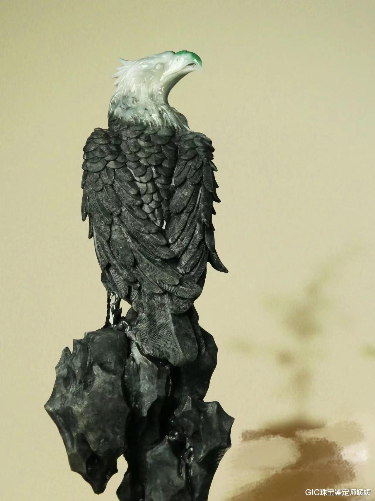 翡翠|这种动物能搏击长空,用翡翠雕刻作为首饰,可激发内心的雄心壮志