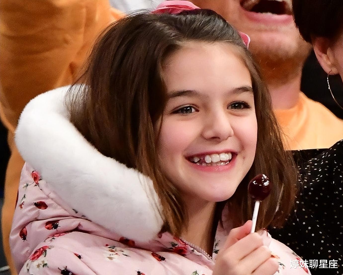 皮特|?美少女希洛:像朱莉也像皮特,父母闹离婚6年,她还是小公主