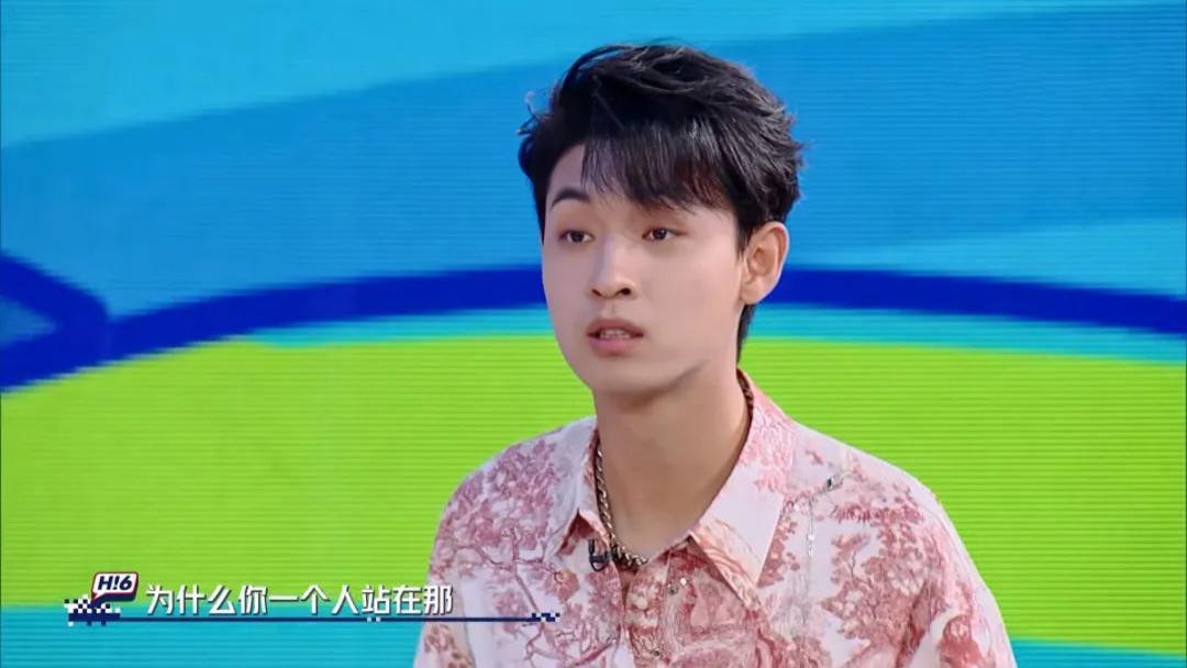 王鹤棣|《你好星期六》秦霄贤没来，要不是有王鹤棣，何炅不一定能撑住场