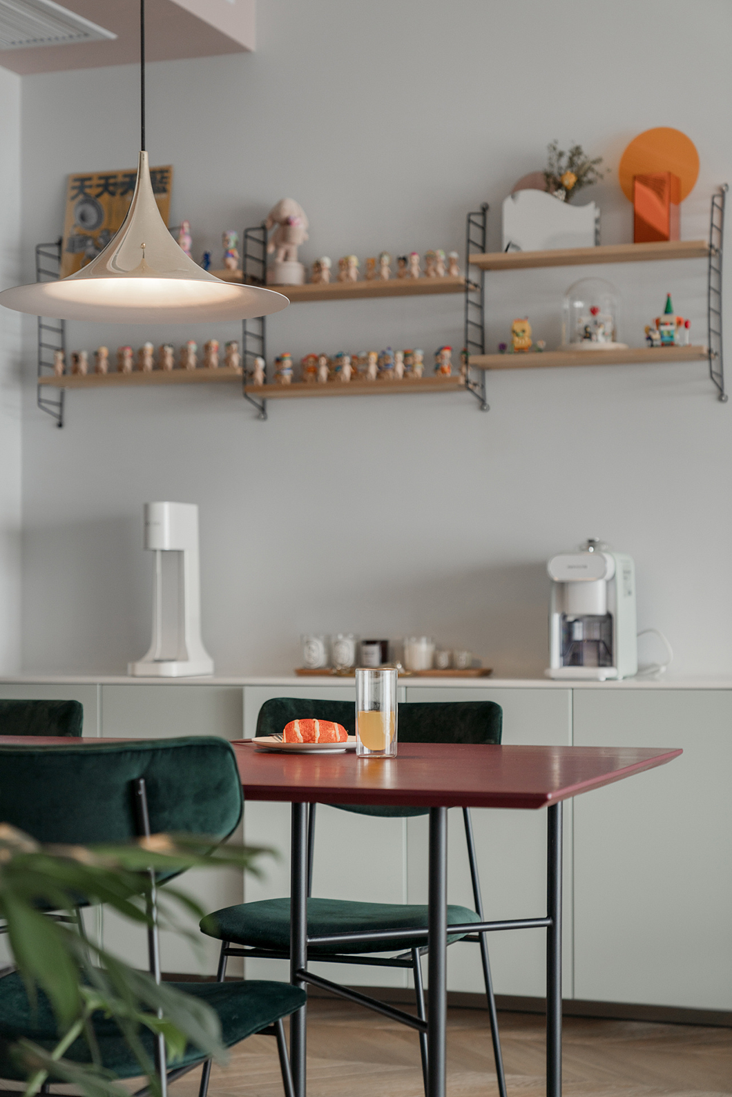 90后新婚夫妇的简约风,完美配色太酷了!