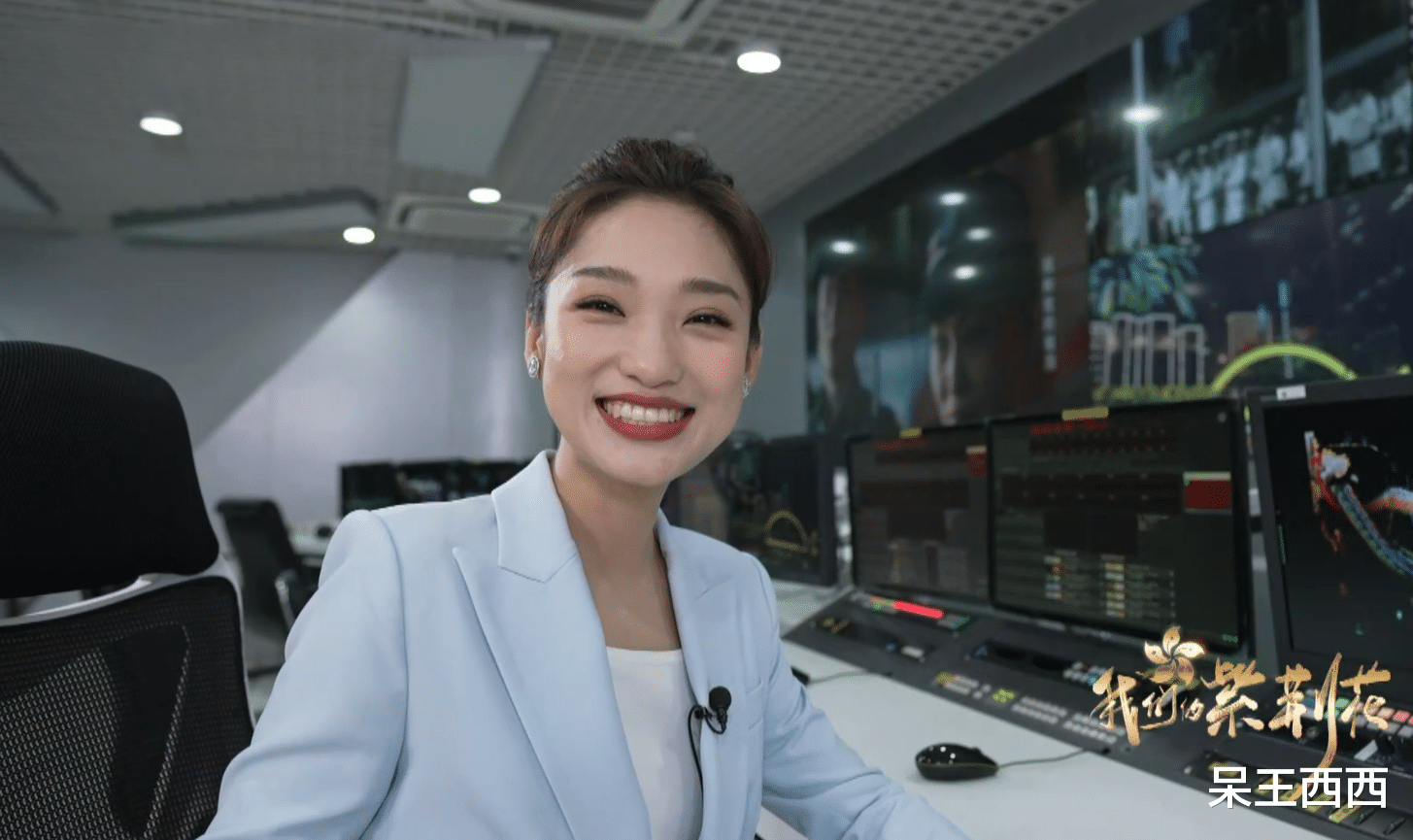 主持人|央视主持人蓝羽被重用，独自完成云歌会主持，讲述式主持模式新颖