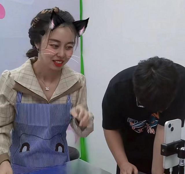 许敏|杜粉嘲讽田静、许敏矛盾成型，田家人否认矛盾存在，田爸为静发声