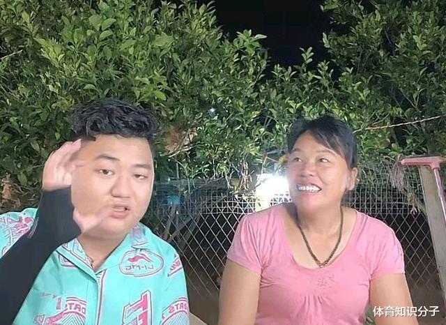 一人出名全家沾光!全红婵家人发现发家致富之路,网友:别翻车