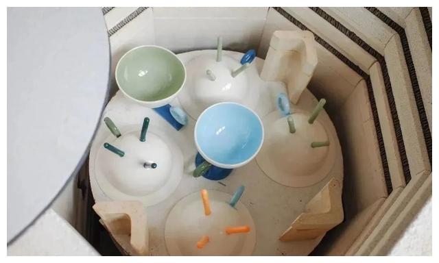 许久不见，这位金马影后有了另一个身份