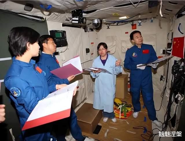 神舟15号载人飞船发射时,航天员心率为何只有59—66次/分?