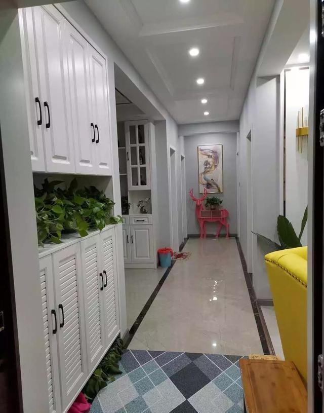 130平米的三房,现代简约风格真美,亲朋过来没有谁不夸好看