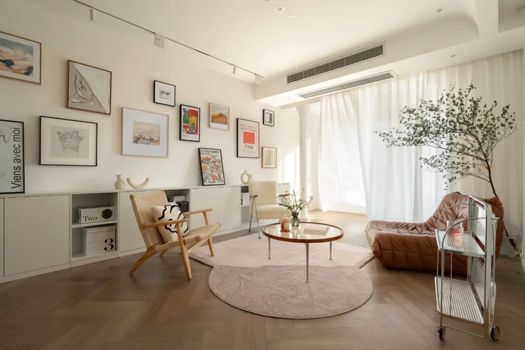 53岁阿姨的独居生活,引众人羡慕:人生下半场,拼的是自己