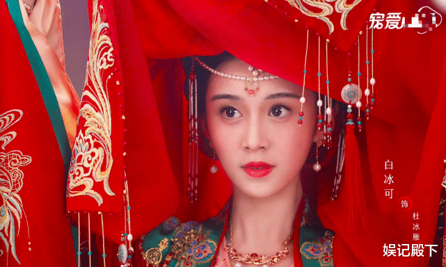 上错花轿嫁对郎|《上错花轿嫁对郎》新旧演员对比，女主小家碧玉，丫鬟尖嘴猴腮！