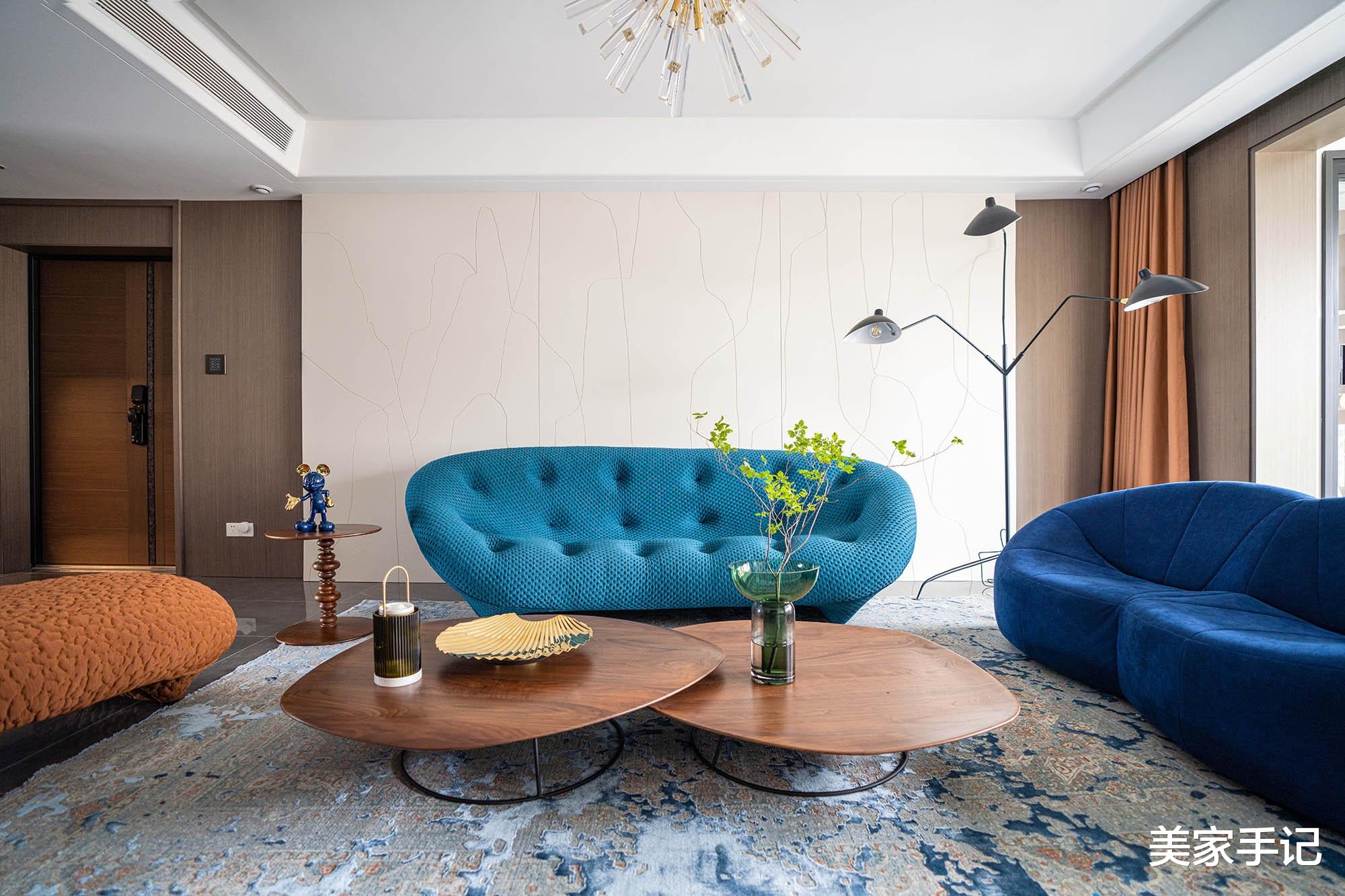 深圳夫妻200㎡的大平层火了,装修那叫一个高级大气,太有品味了