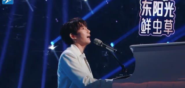 周深|周深、胡梦周惊艳合唱，多元素编曲梦回《开端》，悬疑感拉满