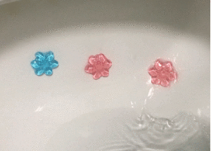 卫生间不用时，门该打开还是关上？听内行人说完，恍然大悟