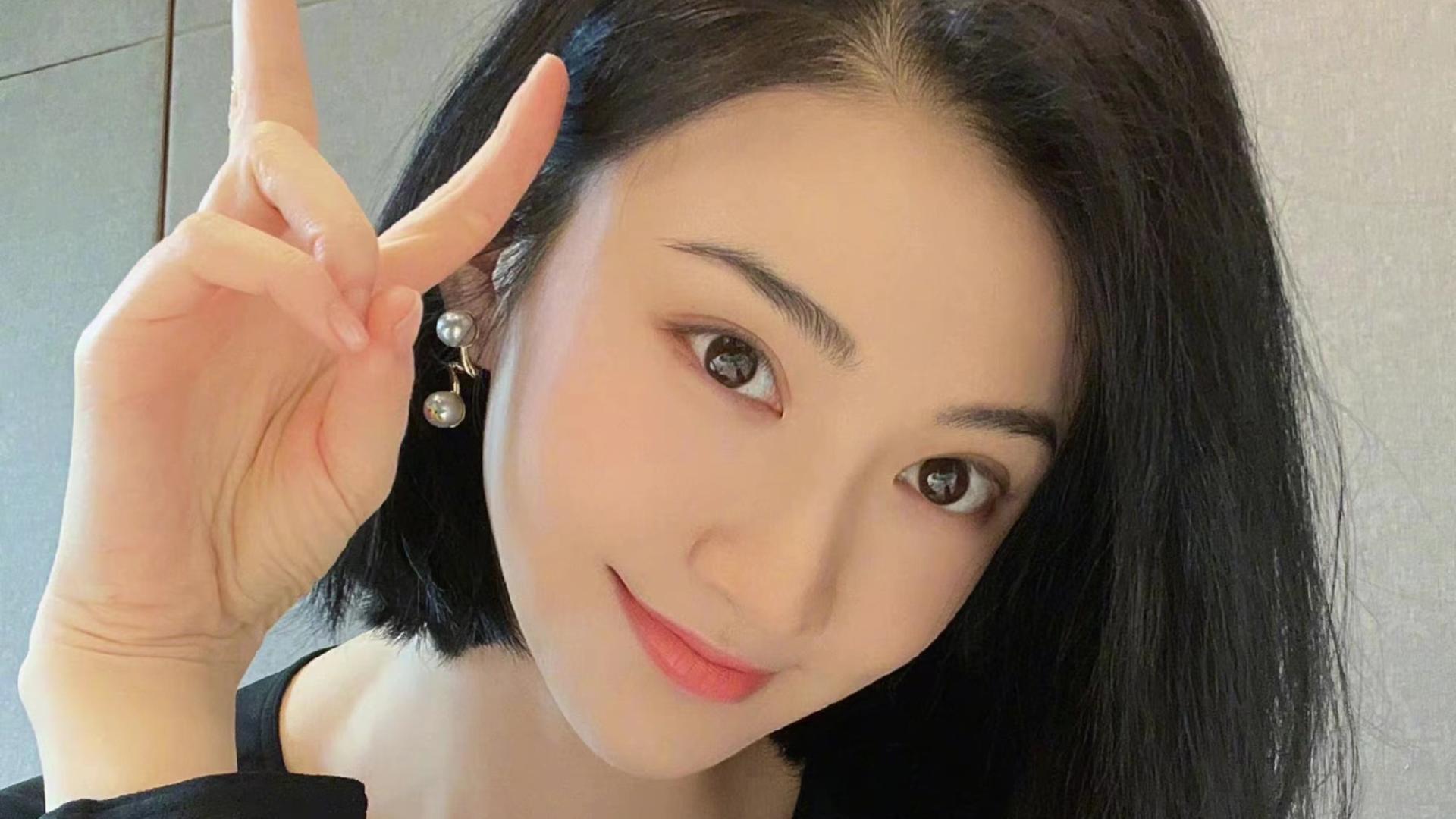 短发 景甜终于换发型，剪了一款披肩短发，恬静减龄又显气质