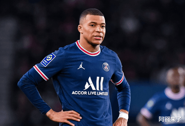 巴黎圣日耳曼|大巴黎1-1, 4场比赛只赢了一场!第95分钟被绝杀的梅西得到了职业生涯的最低谷,姆总是心很累