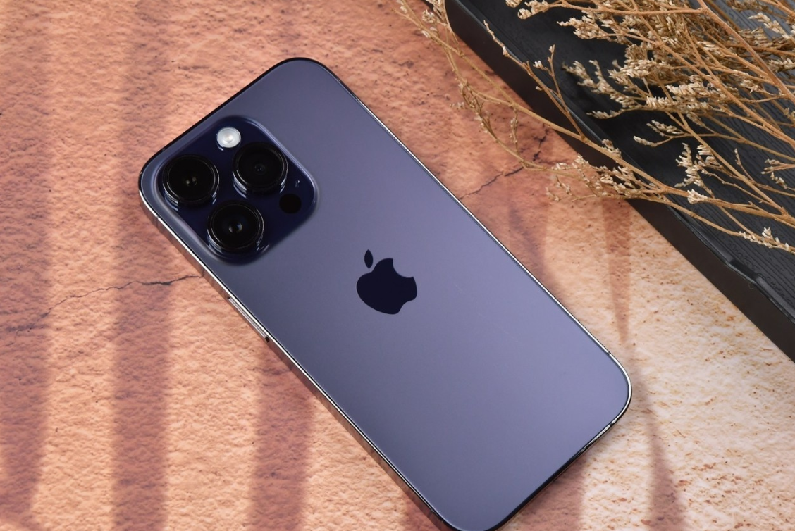 iPhone|都说iPhone是最流畅的手机，我看不见得吧？