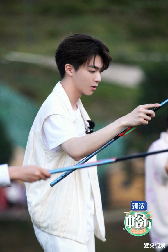 那英|那英加入《中餐厅6》,搭档陈立农开启亲子音乐课堂