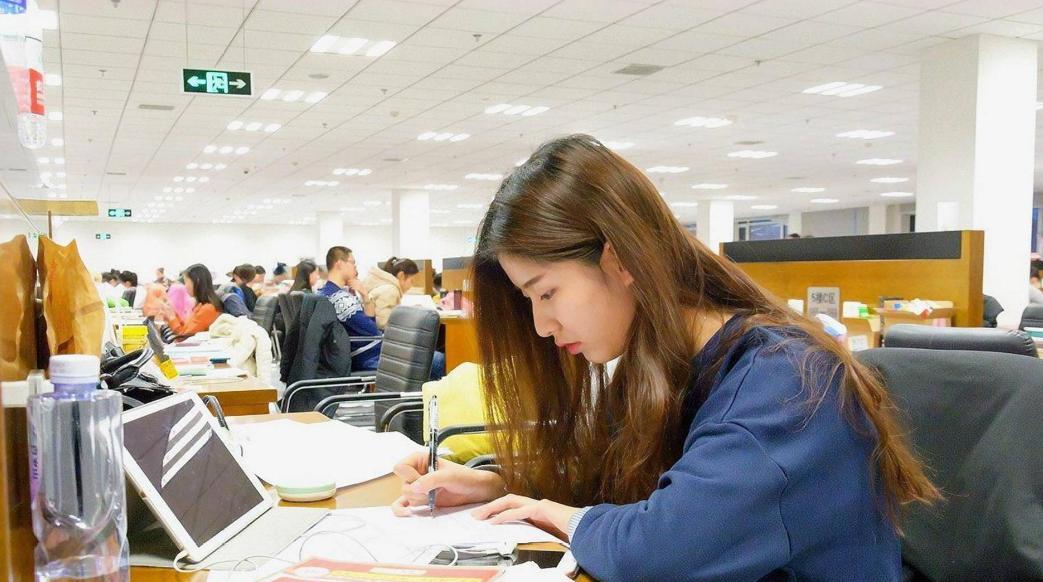 留学生|海归研究生求职,“学历”却不被用人单位认可,留学生不香了?