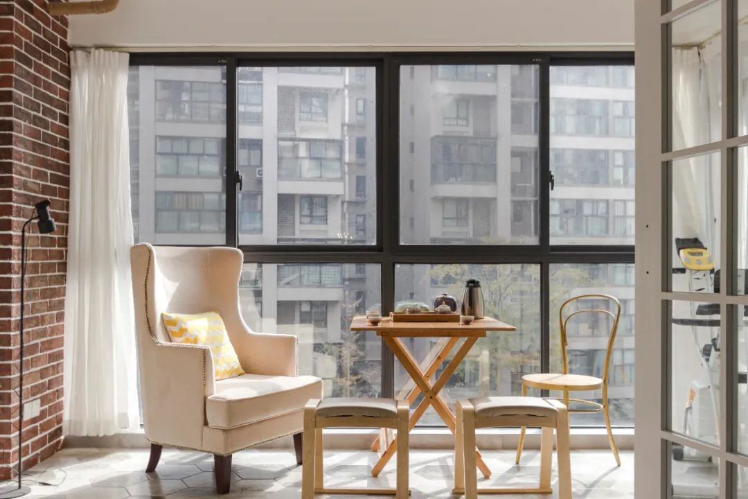 6种阳台改造方向,阳台变身小花园、书房、洗衣晾晒工具间