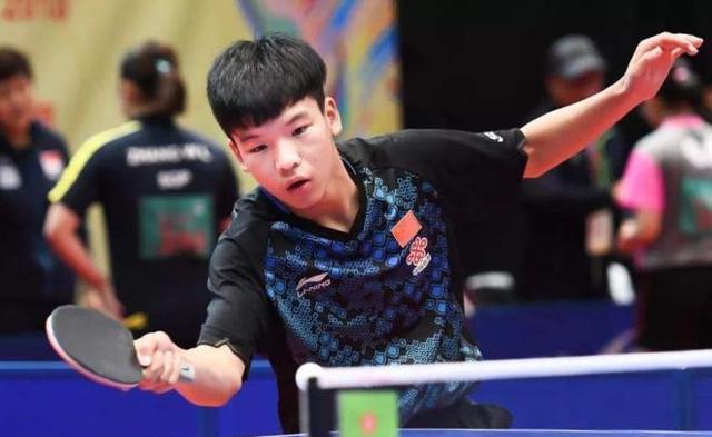 汤杰|国乒4人出局！两男两女，向鹏蒯曼可惜，刘国梁担心的事情发生了