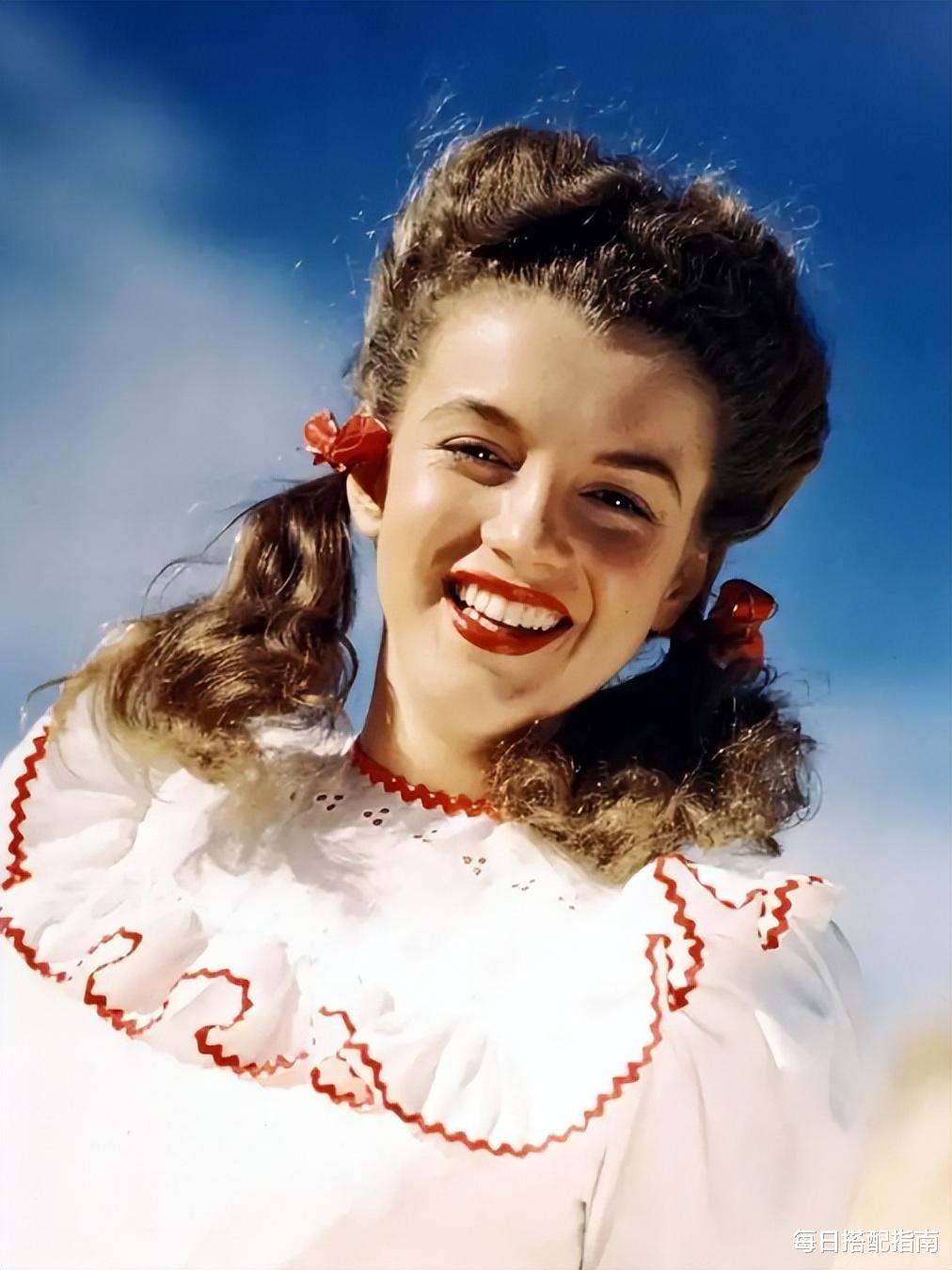 玛丽莲·梦露|从工厂女工到全美偶像，玛丽莲梦露是如何实现“外貌进阶”的？