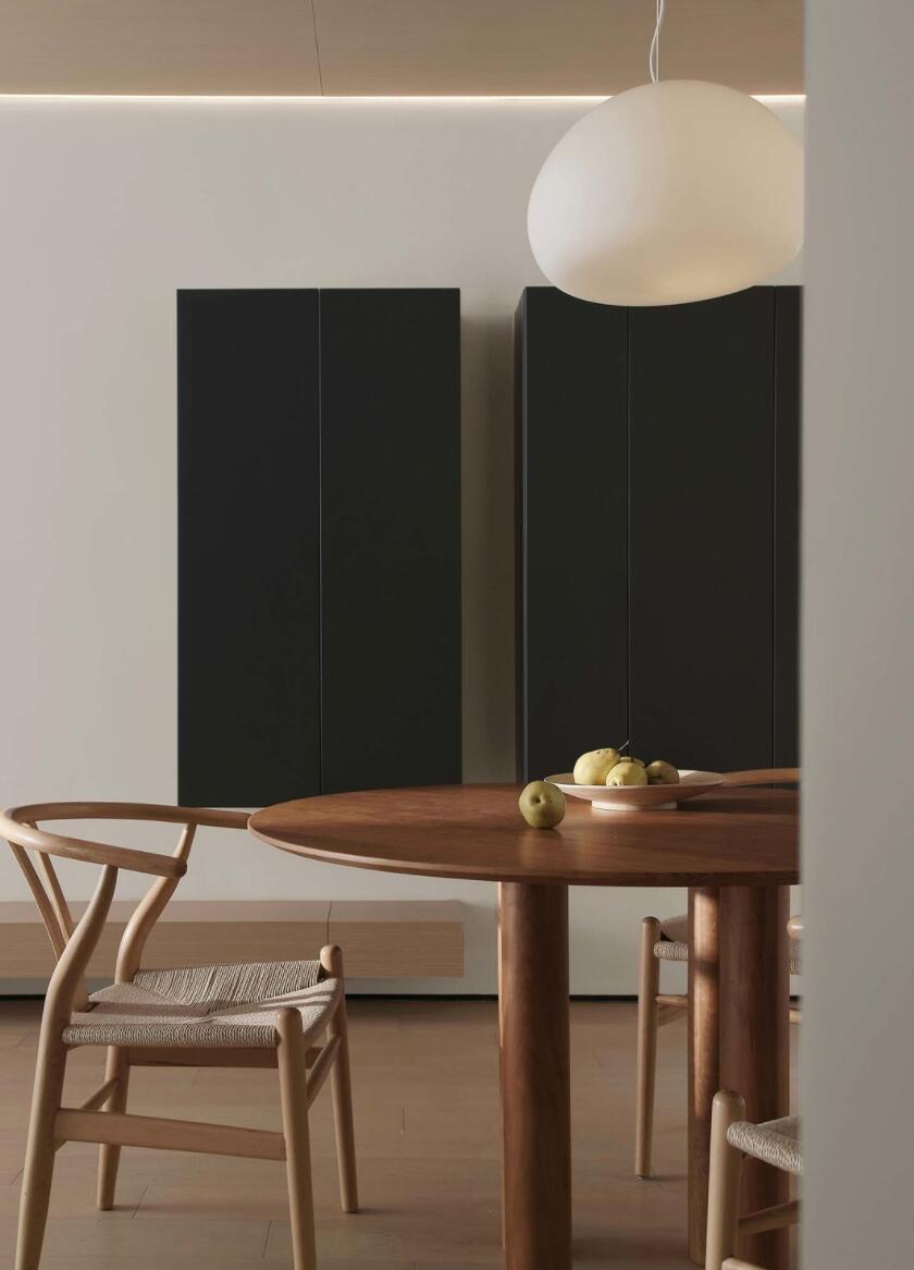 看了这位老师的家后，才知道什么叫高雅，一进门仿佛世界都安静了