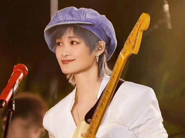 周深|众星云集，群星荟萃，周深李宇春萧敬腾张杰加盟央视夏日歌会