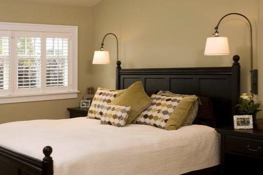 床头灯款式多如何选择?抓住这些攻略,让你不再迷茫