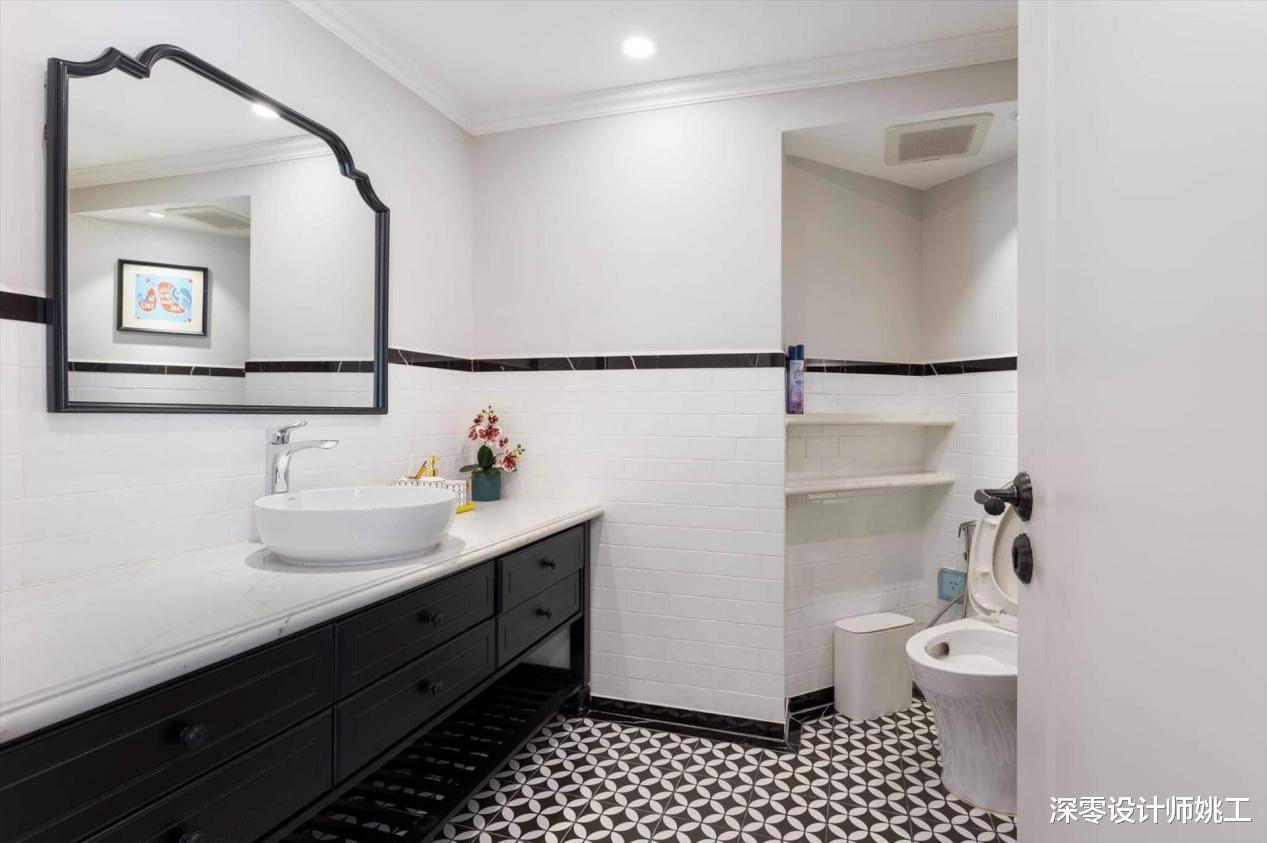 只有住过才知道复式住宅的好，150㎡上下两层，档次感那叫一个高