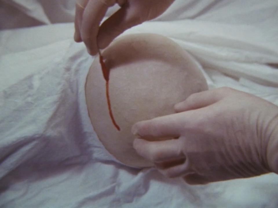 电影|冷门科幻恐怖片，换脑场面太cult！