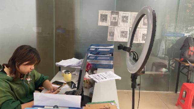 00后|?00后农民工不愿进工厂！