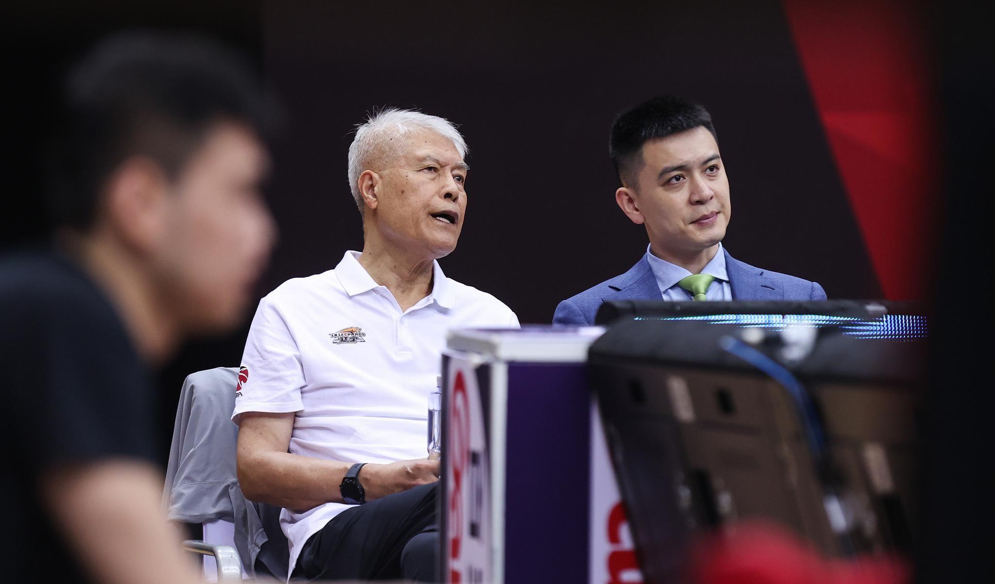 辽宁队|名帅将获续约 辽宁六人续约名将或留队 球迷建议高诗岩应获奖金平分