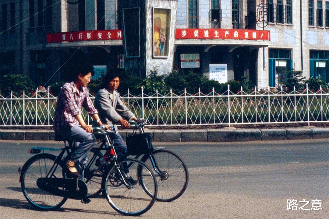 在猜疑的驱使下,他向妻子及假想情敌举起榔头,1992年辽宁杀妻案
