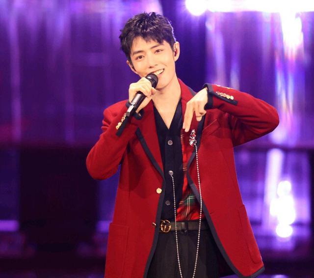 肖战|肖战更新视频透露出位置，依然在剧组拍戏，粉丝调侃被迫“营业”