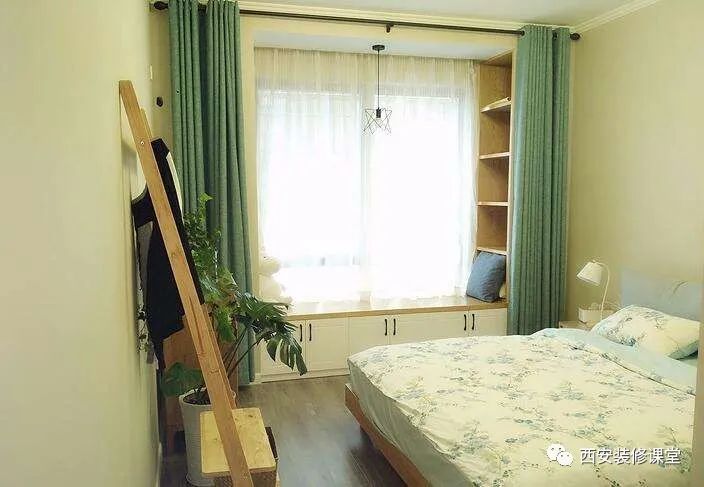 家有飘窗,利用起来做收纳怎么实现?