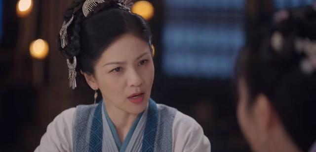 卿卿日常|《卿卿日常》:李薇最强保护神上线,六少主以后可得仔细他的皮了