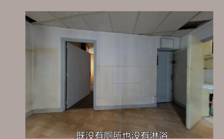 情侣买下24平公寓,改造成超美超温馨的家,邻居看了都羡慕