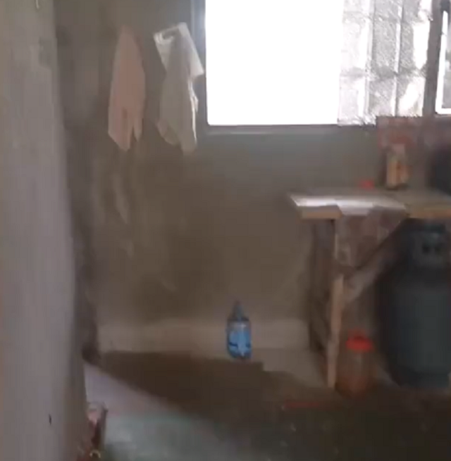 江西一家长买学区房不装修,孩子却考上北大,女子租房不忍感叹!