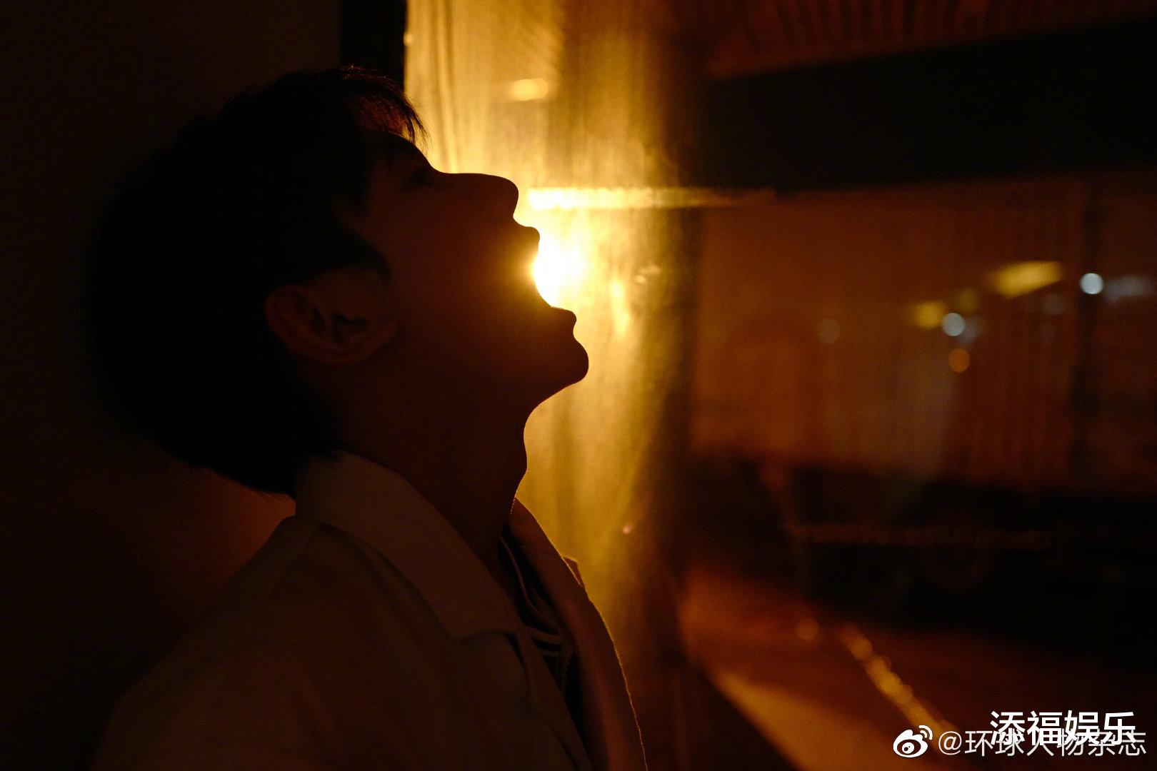 王源|王源专栏写到第五年，希望文字带给大家温暖，也是自己偷偷的自由