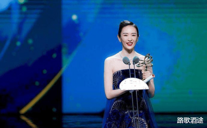 |女星为修满分毕业，和老师“交易”，最后连亲妈也被搭了进去